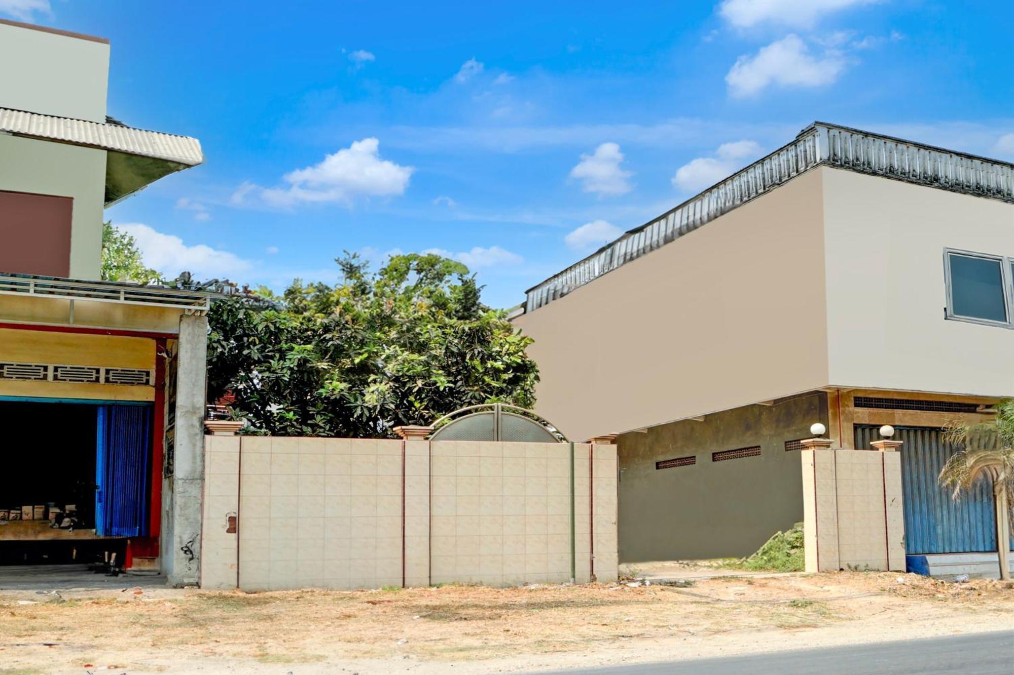 Oyo Life 93083 Nova Jaya 3 Homestay Syariah Lamongan 外观 照片